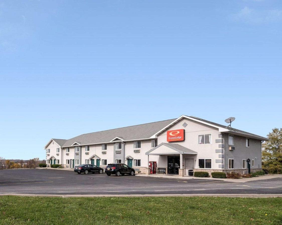 Econo Lodge Inn & Suites Canandaigua Eksteriør billede