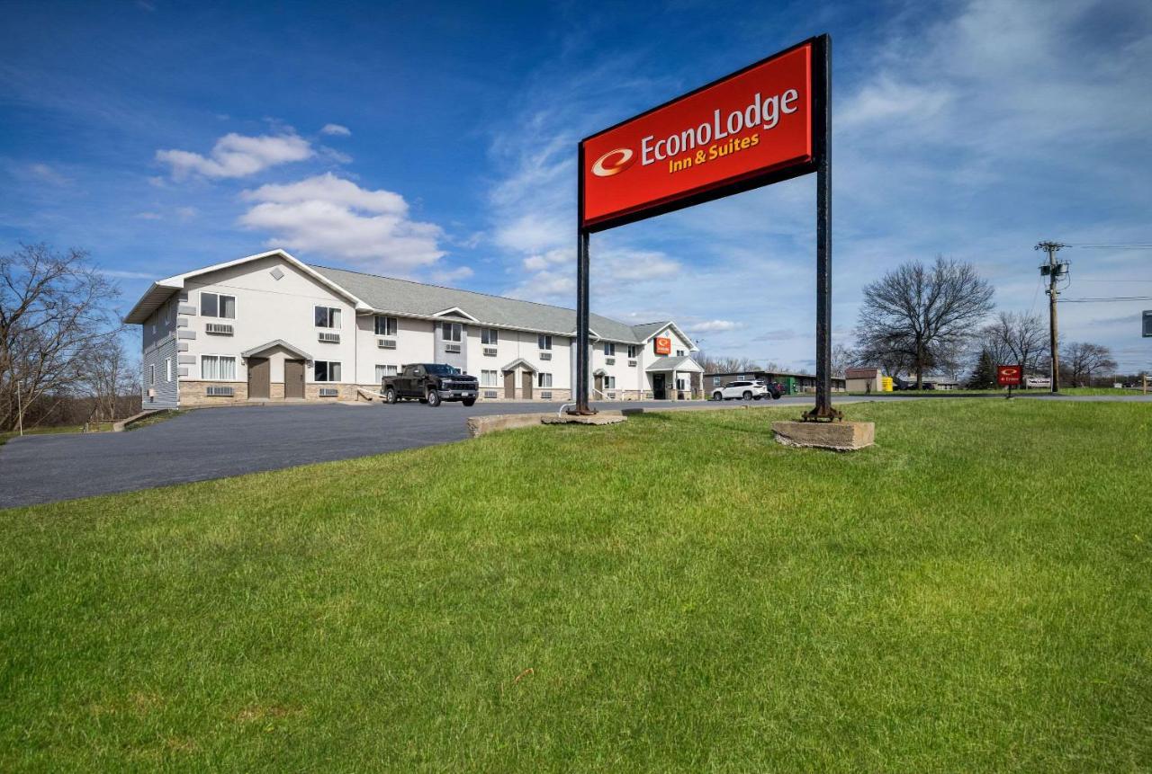 Econo Lodge Inn & Suites Canandaigua Eksteriør billede