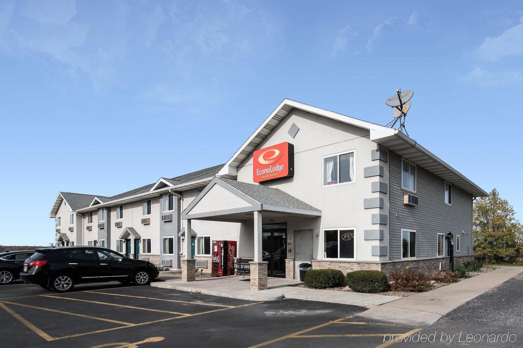 Econo Lodge Inn & Suites Canandaigua Eksteriør billede