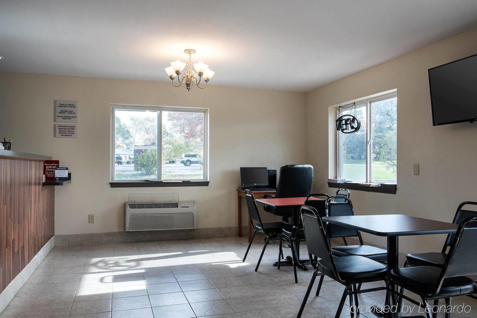 Econo Lodge Inn & Suites Canandaigua Eksteriør billede