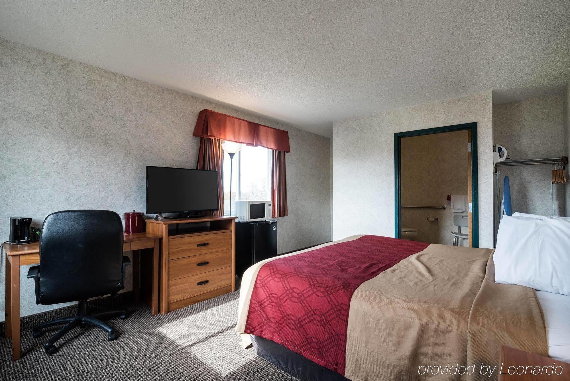 Econo Lodge Inn & Suites Canandaigua Eksteriør billede